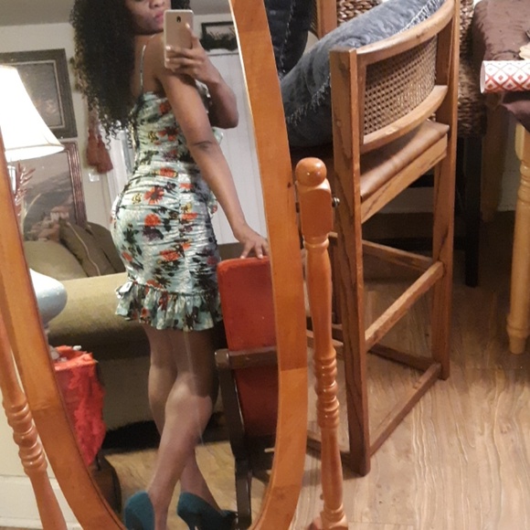 SOLD🍨🍰BETSEY JOHNSON SILK DRESS - Picture 6 of 8